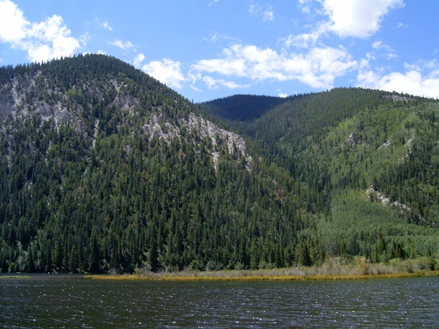picture of a mountain